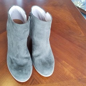 Old Navy faux leather boots